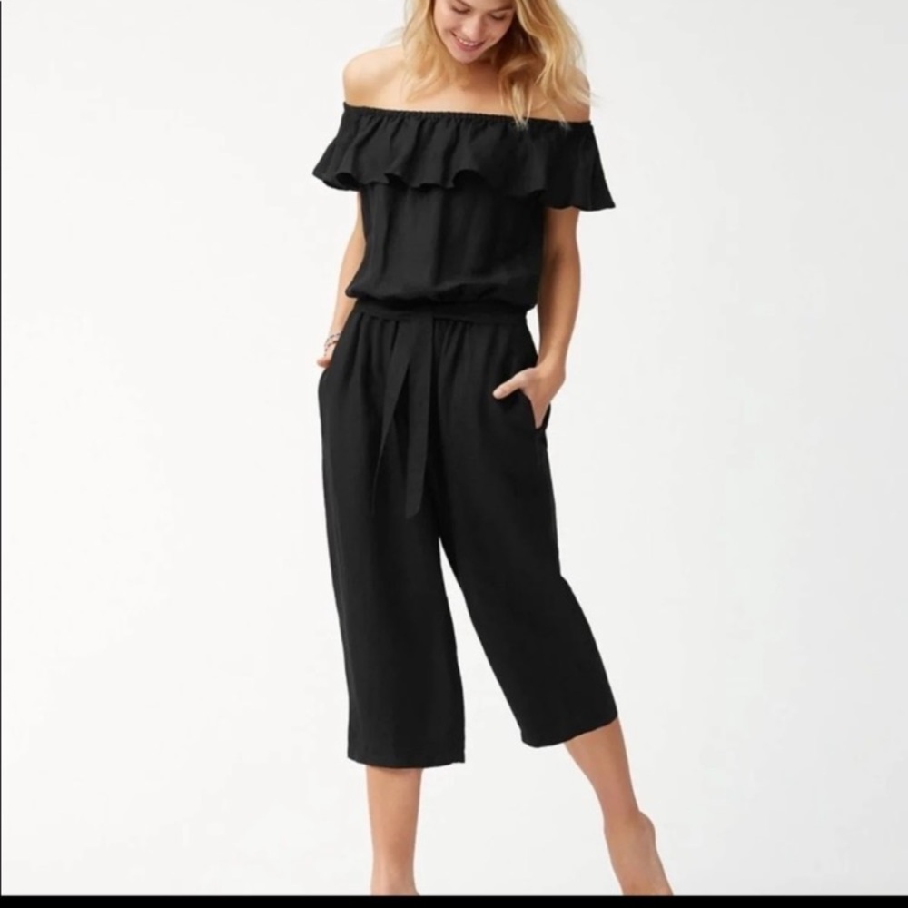 TOMMY BAHAMA LINEN DYE CROPPED JUMPSUIT RUFFLES BLACK WIDE LEG OFF THE SHOULDER